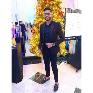 Meet your Posher, Haroon